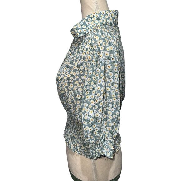 NWT Know One Cares Floral Green Blue Short Sleeve Crop Top Blouse V Neck size L - Picture 7 of 11